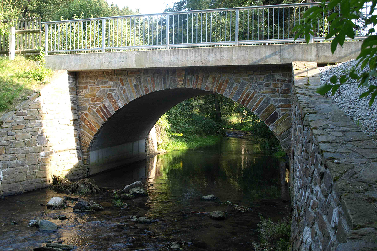 Neubau einer Gewölbebrücke in Geyersdorf