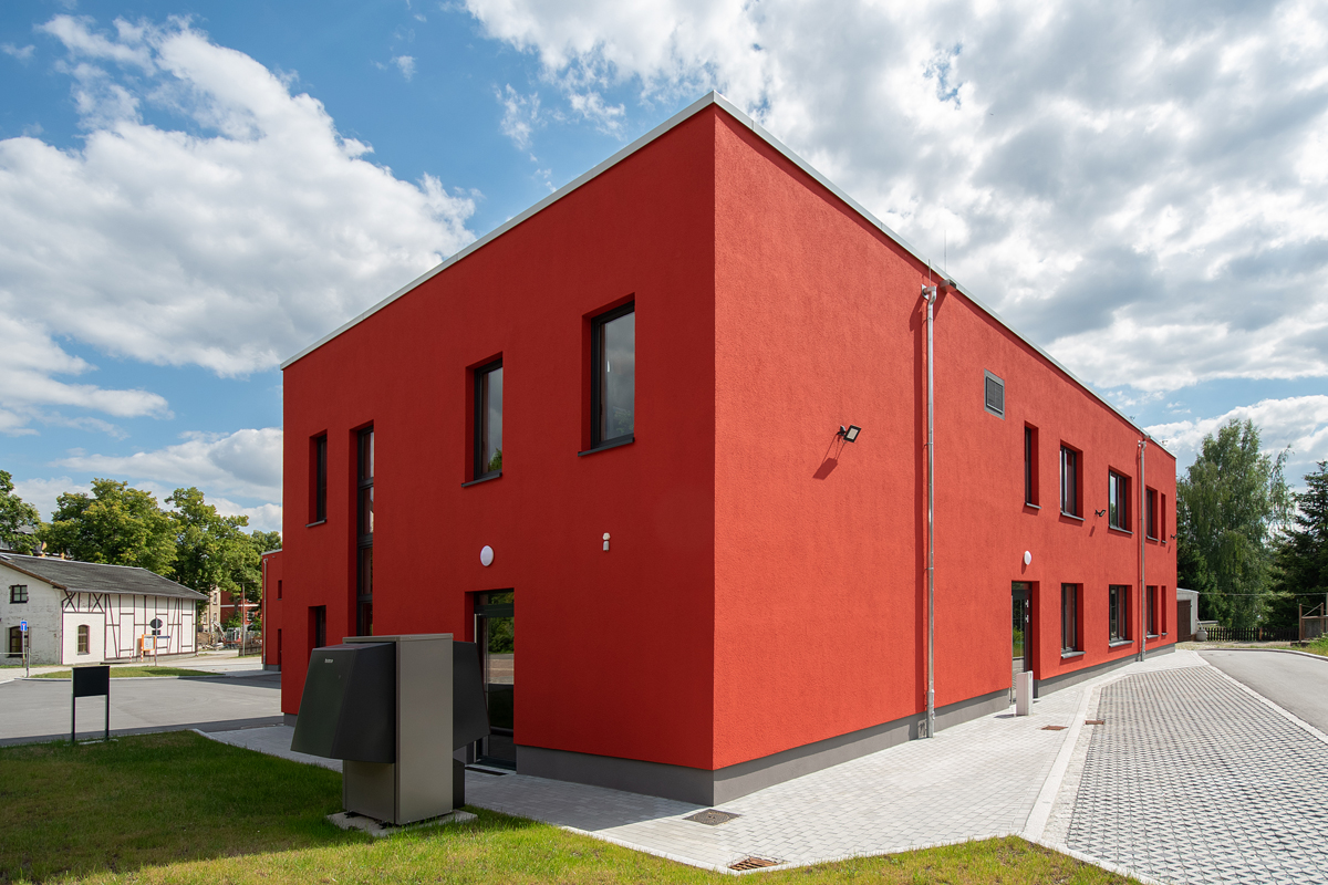 Neubau einer Fahrzeughalle mit Sozialanbau für die Feuerwache in Geyer im Erzgebirge