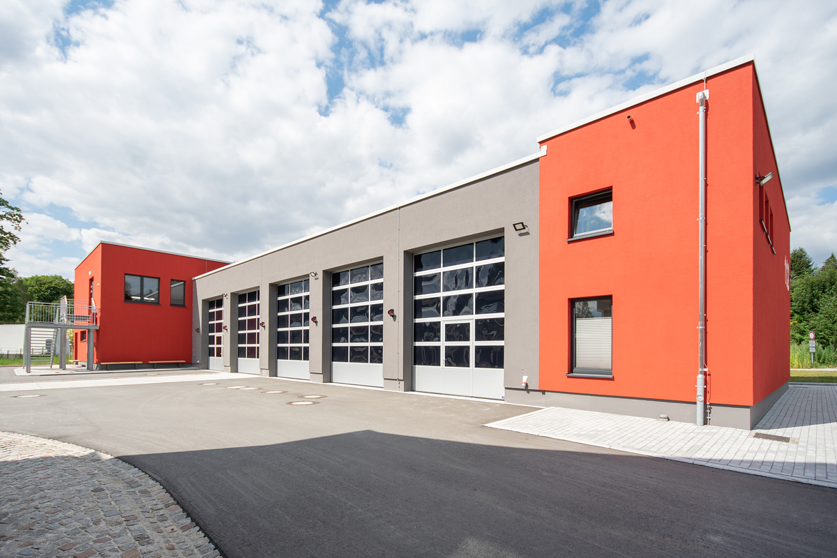 Neubau einer Fahrzeughalle mit Sozialanbau für die Feuerwache in Geyer im Erzgebirge