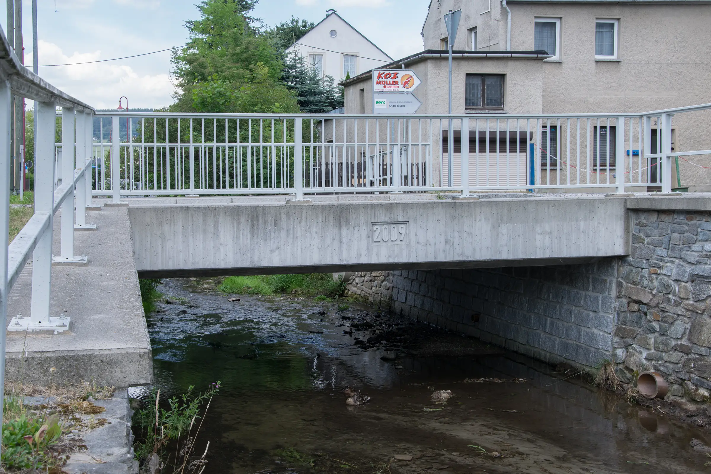 Ersatzneubau einer Brücke in Crottendorf im Erzgebirge.