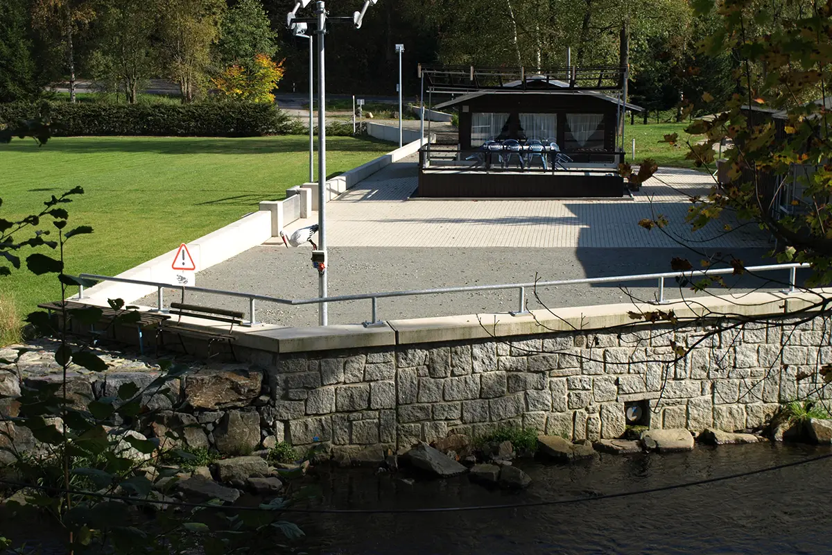 Hochwasserschutzmaßnahme in Steinbach im Erzgebirge