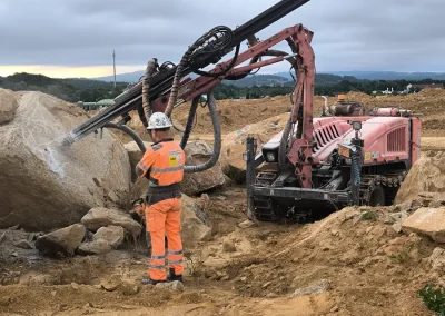 Hydraulisches Sprengen Granitfindlinge Bischofswerda