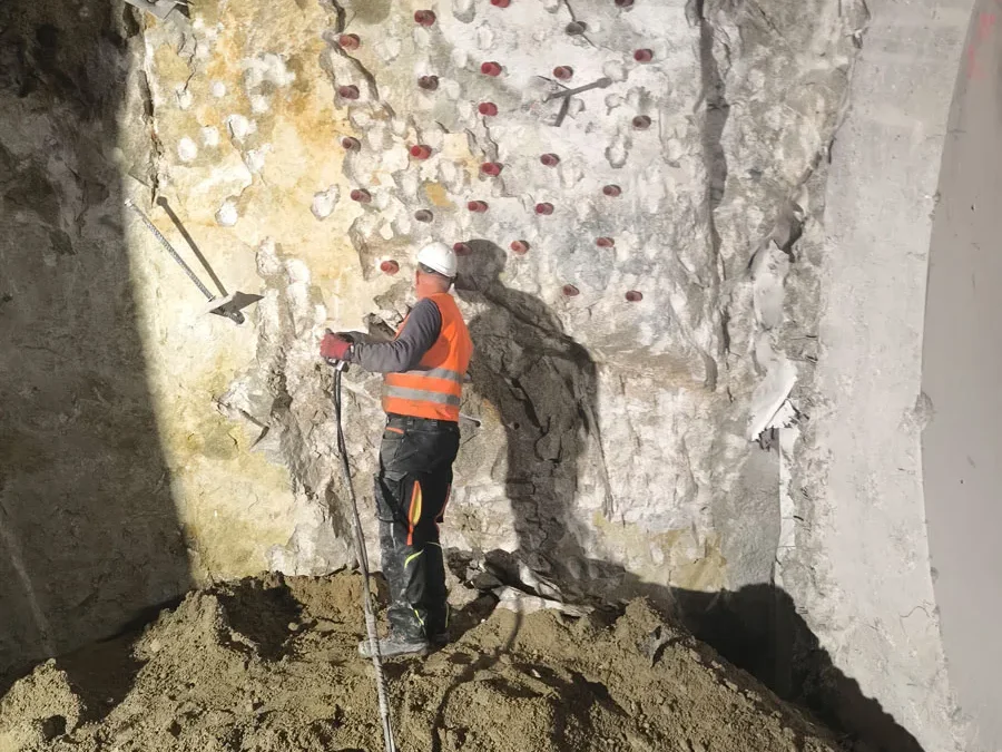 Notrufnischen-Sanierung im Tunnel Königshainer Berge – Bild 3 von 5